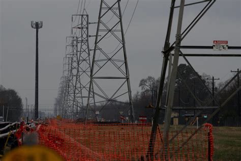 Texas heat brings the state’s power grid closest it has been to outages since 2021 winter storm